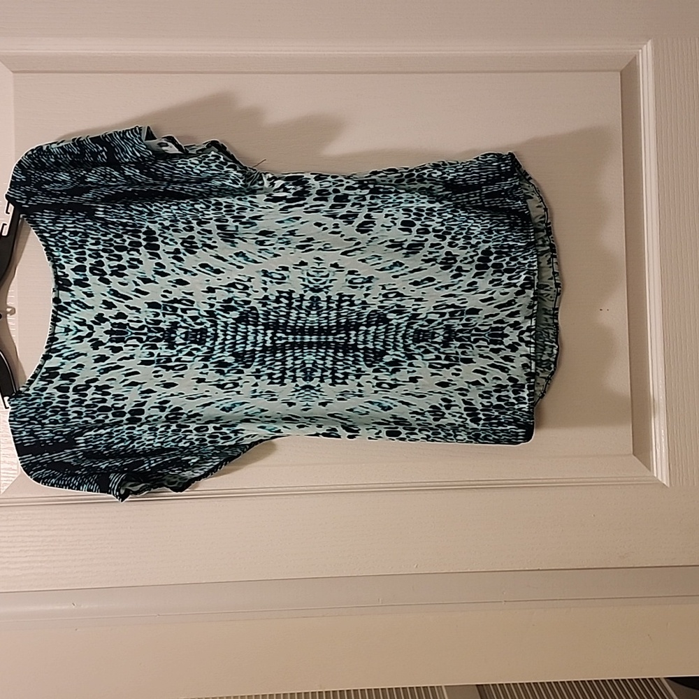 Ladies Blouse - Picture 3 of 3